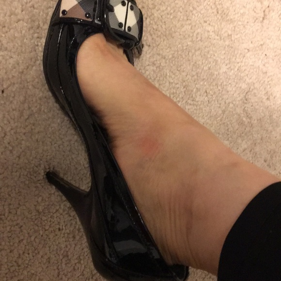 Burberry heels - Picture 11 of 13